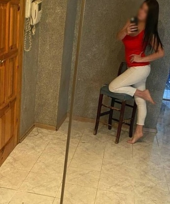 Приятная и откровенная красотка готова открыть для тебя новые грани удовольствия. Позволь мне позаботиться о твоем комфорте и насладиться безудержным восторгом! 1497, 27 лет